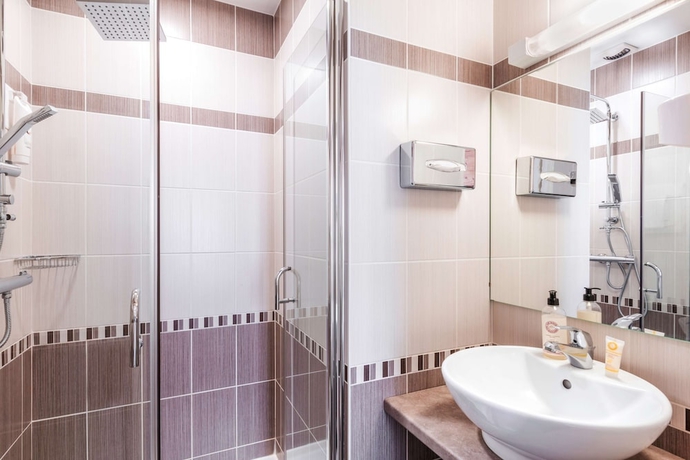 Imagen de la habitación del Hotel Best Western Royan Ocean. Foto 14