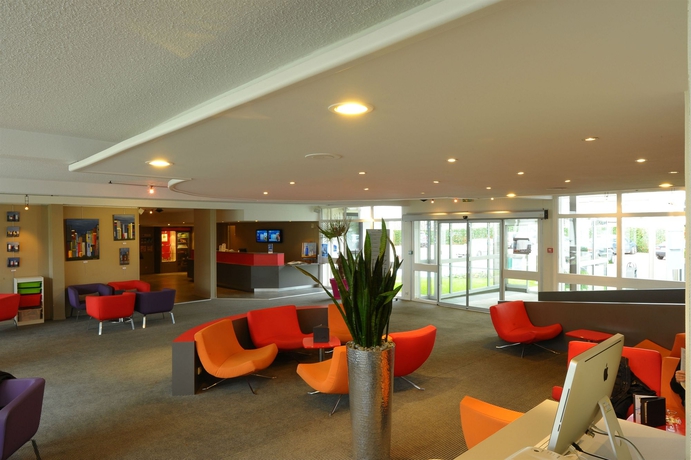 Imagen de los interiores del Hotel Best Western Saint-Etienne Porte du Forez. Foto 9