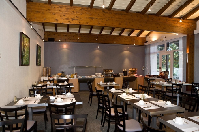 Imagen del bar/restaurante del Hotel Best Western Saint-Etienne Porte du Forez. Foto 3