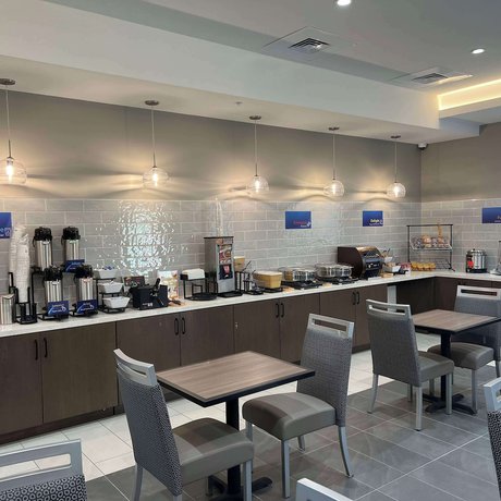 Imagen del bar/restaurante del Hotel Best Western San Bernardino. Foto 3