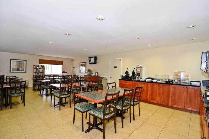 Imagen del bar/restaurante del Hotel Best Western San Diego Pacific Beach/Mission Bay. Foto 3