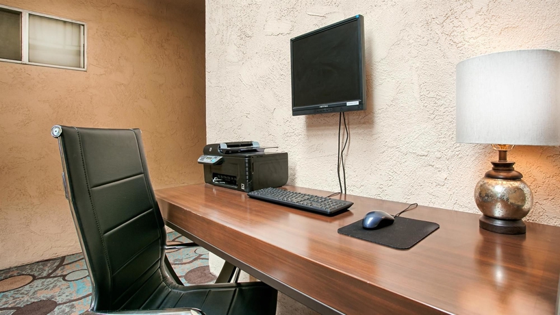 Imagen de los interiores del Hotel Best Western San Marcos Inn. Foto 8