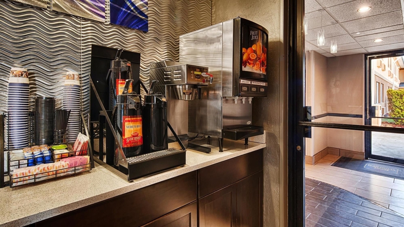 Imagen del bar/restaurante del Hotel Best Western Santa Fe. Foto 5