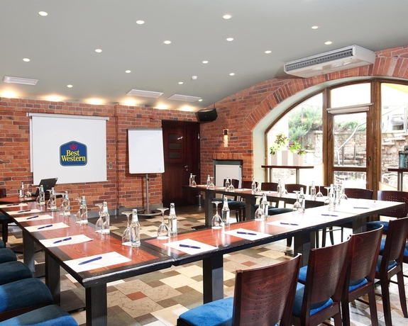 Imagen de los interiores del Hotel Best Western Santakos. Foto 12