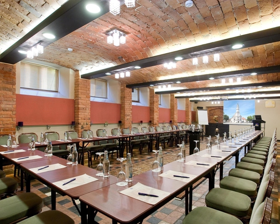 Imagen de los interiores del Hotel Best Western Santakos. Foto 13