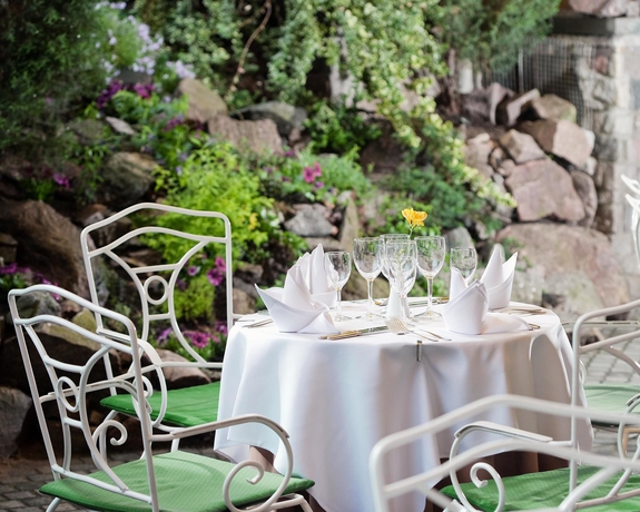 Imagen del bar/restaurante del Hotel Best Western Santakos. Foto 3