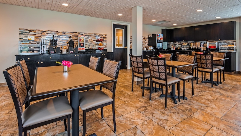 Imagen del bar/restaurante del Hotel Best Western Sault Ste. Marie. Foto 4