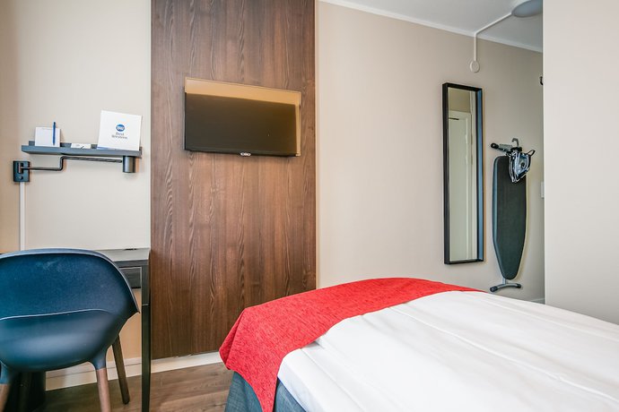 Imagen de la habitación del Hotel Best Western Savoy. Foto 2