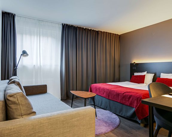 Imagen de la habitación del Hotel Best Western Savoy. Foto 9