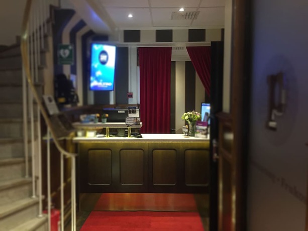 Imagen de los interiores del Hotel Best Western Savoy. Foto 20