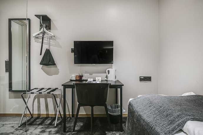 Imagen de la habitación del Hotel Best Western Savoy. Foto 12