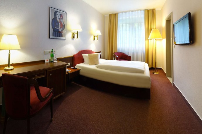 Imagen de la habitación del Hotel Best Western Schmoeker-hof. Foto 4
