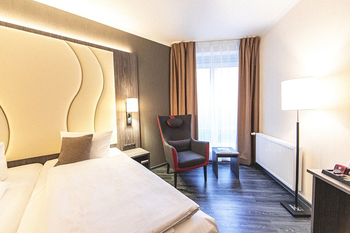 Imagen de la habitación del Hotel Best Western Schmoeker-hof. Foto 9