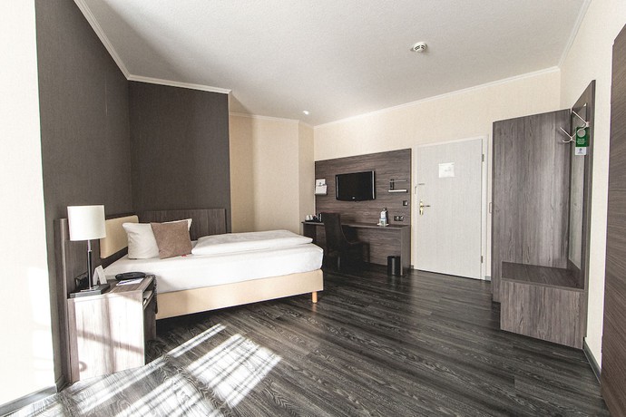 Imagen de la habitación del Hotel Best Western Schmoeker-hof. Foto 12