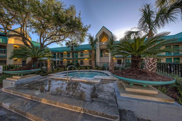 Imagen de la piscina del Hotel Best Western Seaway Inn. Foto 16