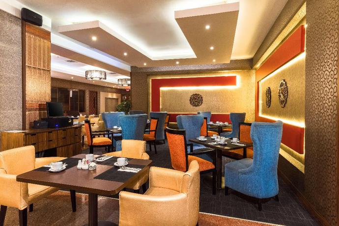Imagen del bar/restaurante del Hotel Best Western Senayan. Foto 2