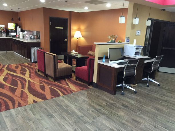 Imagen de los interiores del Hotel Best Western Seneca-Clemson. Foto 14