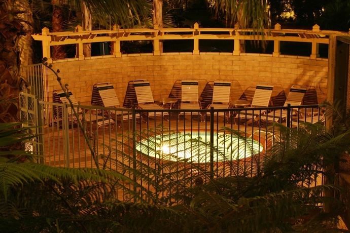 Imagen de los exteriores del Hotel Best Western Seven Seas. Foto 5