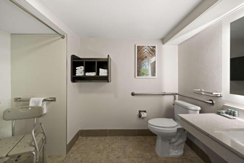 Imagen de la habitación del Hotel Best Western Shackleford. Foto 14