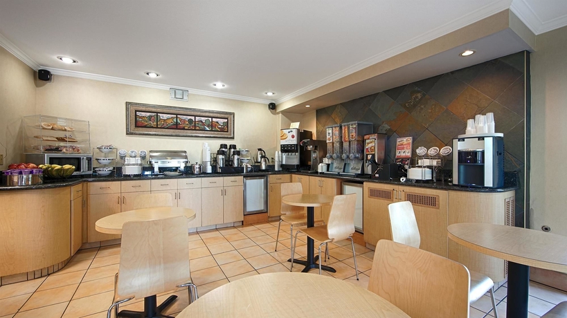 Imagen del bar/restaurante del Hotel Best Western Silicon Valley Inn. Foto 7