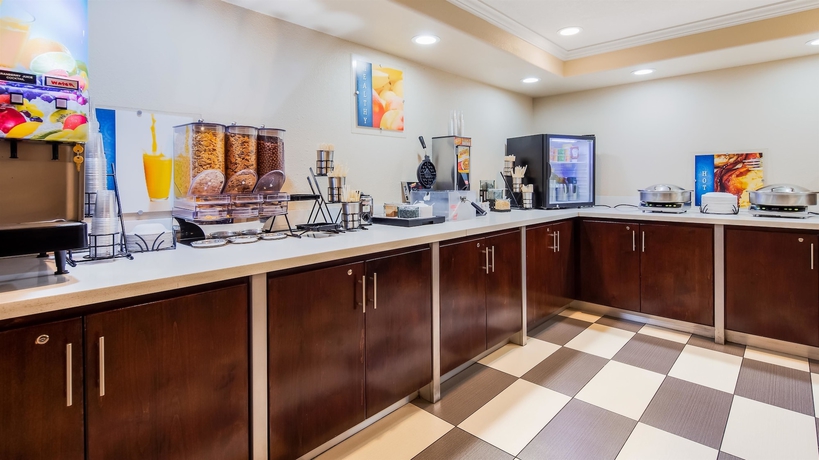 Imagen del bar/restaurante del Hotel Best Western Skyline Motor Lodge. Foto 5