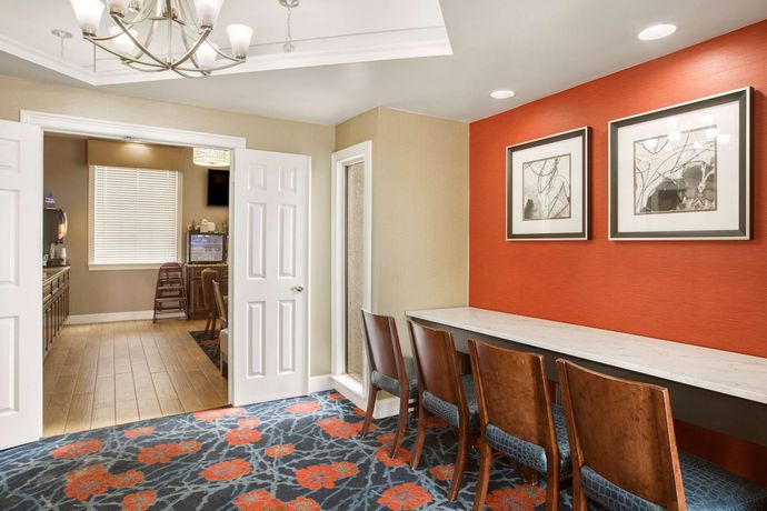 Imagen de los interiores del Hotel Best Western Southlake Inn. Foto 16