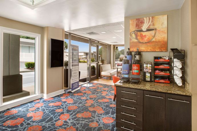 Imagen de los interiores del Hotel Best Western Southlake Inn. Foto 17
