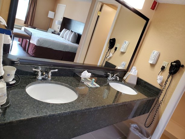 Imagen de la habitación del Hotel Best Western Space Shuttle Inn. Foto 9