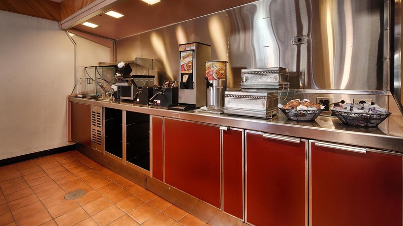 Imagen del bar/restaurante del Hotel Best Western Springfield, Springfield. Foto 5
