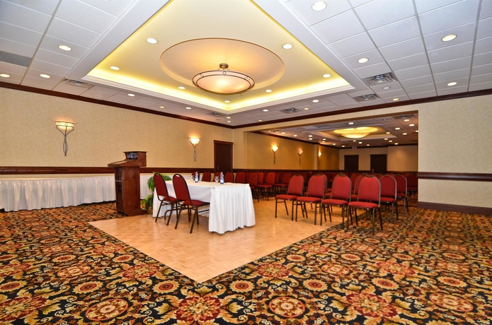 Imagen de los interiores del Hotel Best Western St. Catharines and Conference Centre. Foto 3