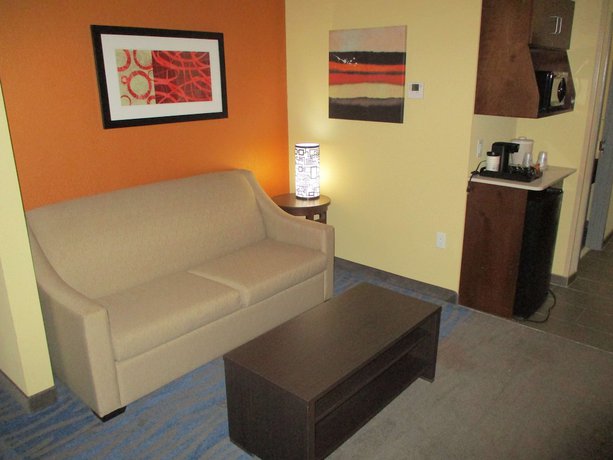 Imagen de la habitación del Hotel Best Western St. Louis Airport North and Suites. Foto 4