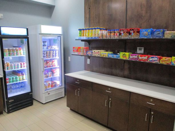 Imagen de los interiores del Hotel Best Western St. Louis Airport North and Suites. Foto 16