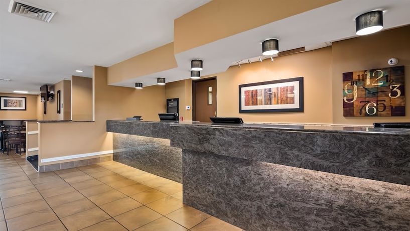 Imagen de los interiores del Hotel Best Western St. Louis Inn. Foto 13