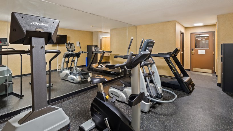 Imagen de los interiores del Hotel Best Western St. Louis Inn. Foto 16