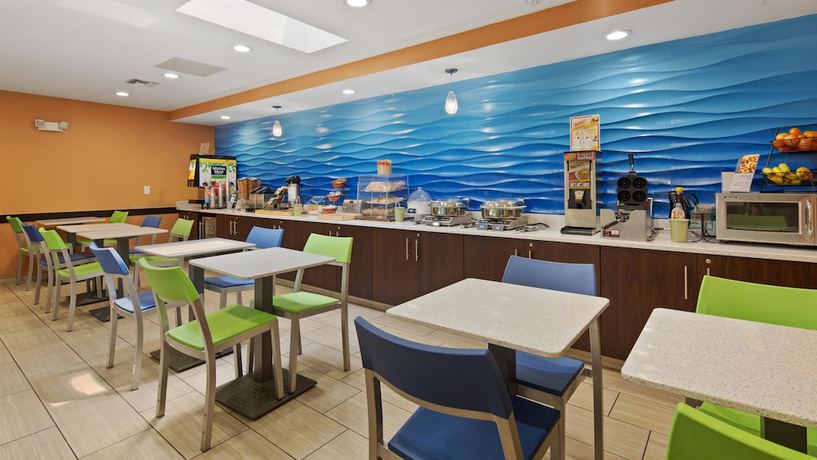 Imagen del bar/restaurante del Hotel Best Western Starke. Foto 3