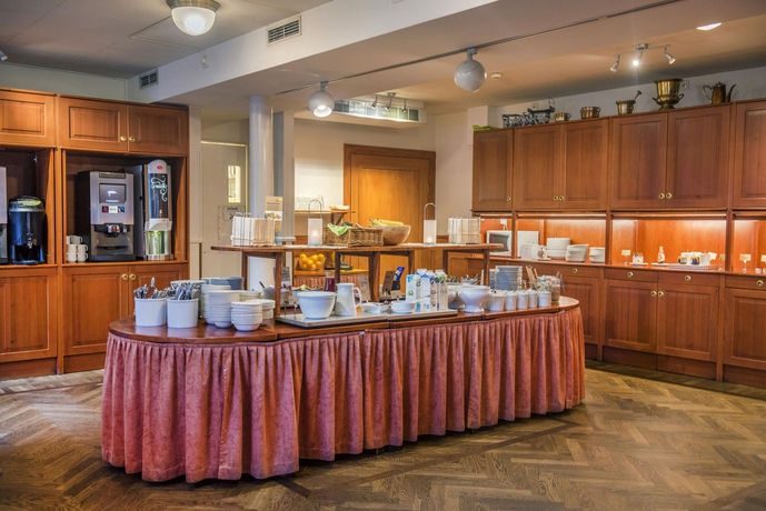 Imagen del bar/restaurante del Hotel Best Western Strand. Foto 3