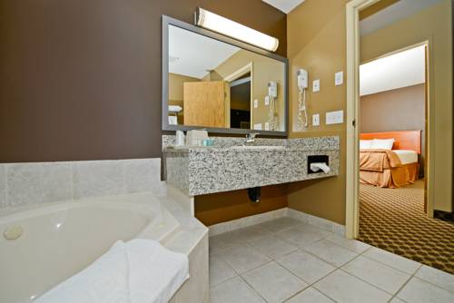 Imagen de la habitación del Hotel Best Western Strathmore Inn. Foto 9