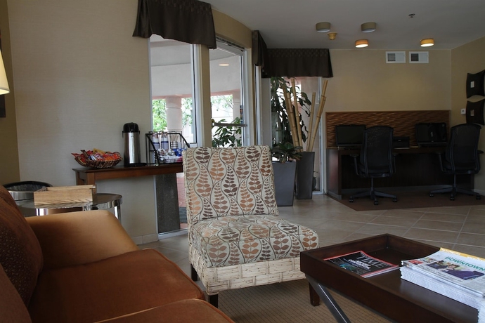 Imagen de los interiores del Hotel Best Western Suites Hotel Coronado Island. Foto 18