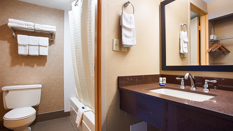 Imagen de la habitación del Hotel Best Western Summit Inn. Foto 7