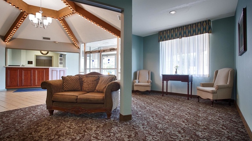 Imagen de los interiores del Hotel Best Western Summit Inn. Foto 9