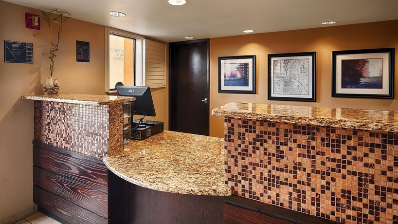 Imagen de los interiores del Hotel Best Western Sunland Park Inn. Foto 15