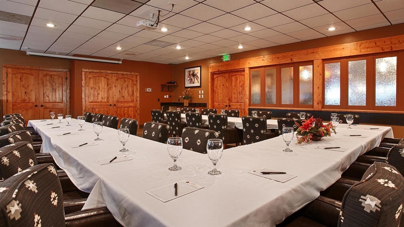 Imagen de los interiores del Hotel Best Western Sunset Inn. Foto 9