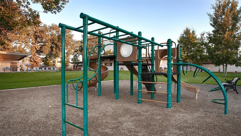 Imagen de los exteriores del Hotel Best Western Sunset Inn. Foto 7