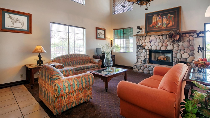 Imagen de los interiores del Hotel Best Western Superstition Springs Inn and Suites. Foto 9