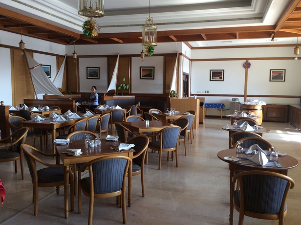 Imagen del bar/restaurante del Hotel Best Western Sur. Foto 5
