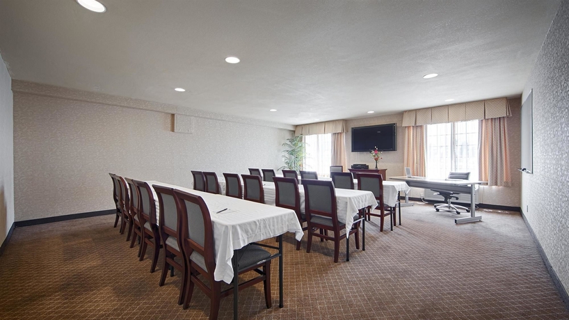 Imagen de los interiores del Hotel Best Western Surf City. Foto 14