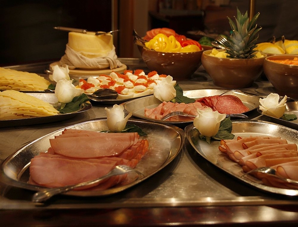 Imagen del bar/restaurante del Hotel Best Western Svava. Foto 6