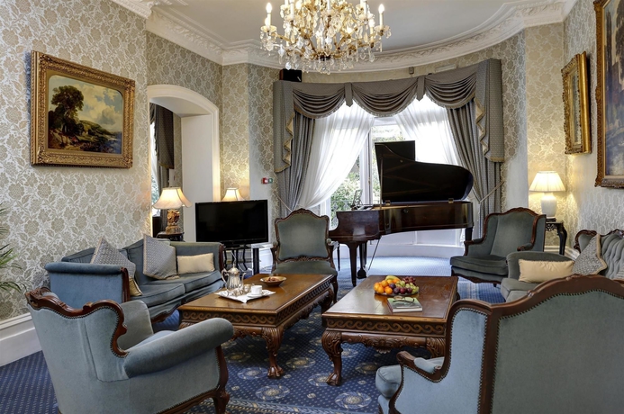 Imagen de los interiores del Hotel Best Western Swiss Cottage. Foto 11