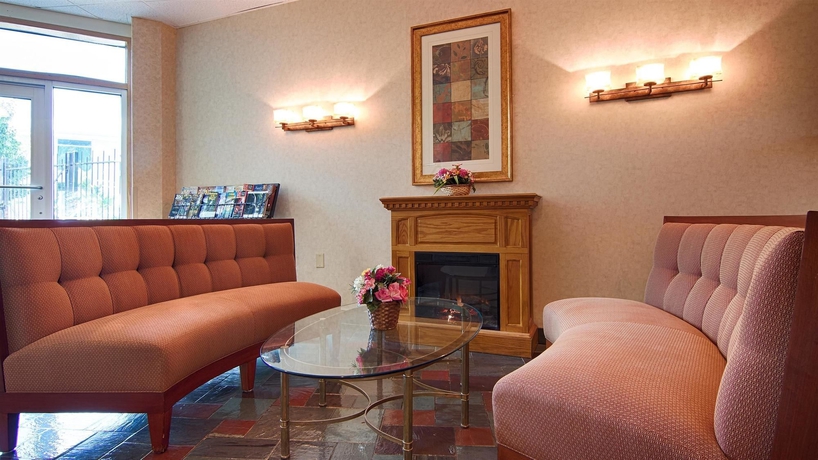 Imagen de los interiores del Hotel Best Western Syracuse Airport Inn. Foto 12