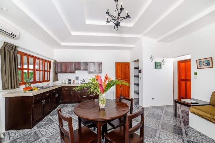 Imagen de la habitación del Hotel Best Western Tamarindo Vista Villas. Foto 10